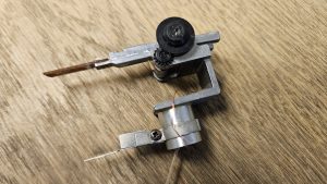 Bearing shaft w adjusting shaft and part of tonearm Beogram 4000 4002 4004 6000