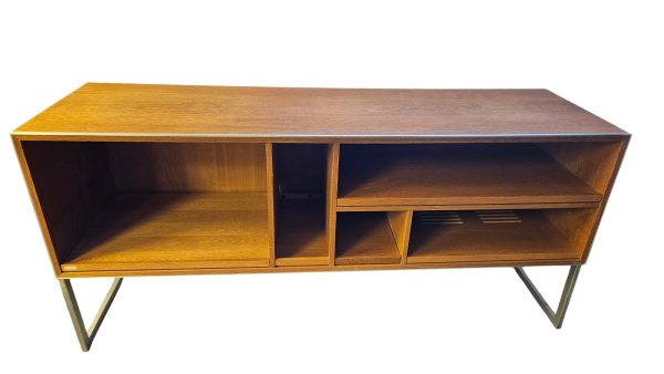 Furniture MC40